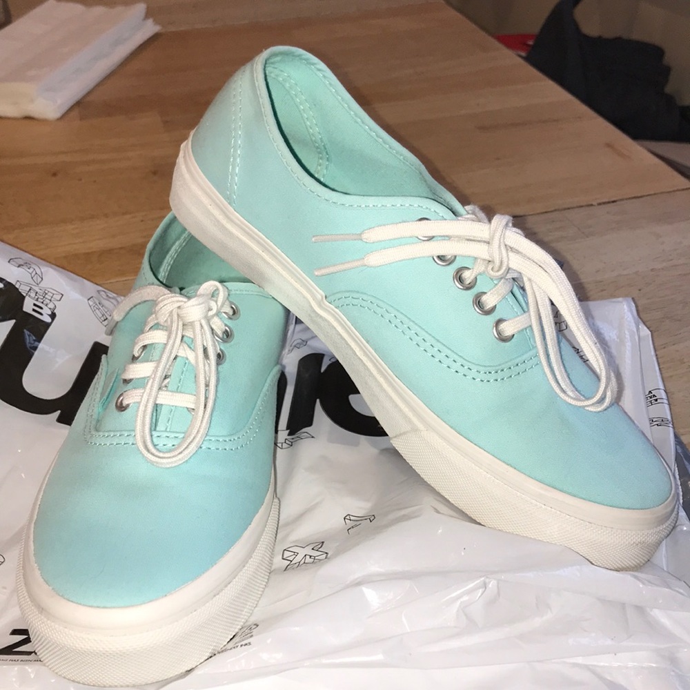 Surf Blue Factory Authentic Original Vans